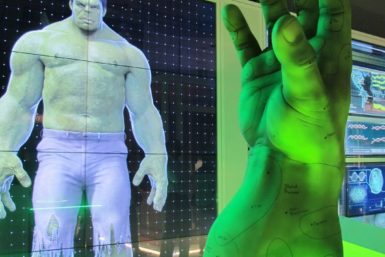 Hulk hand